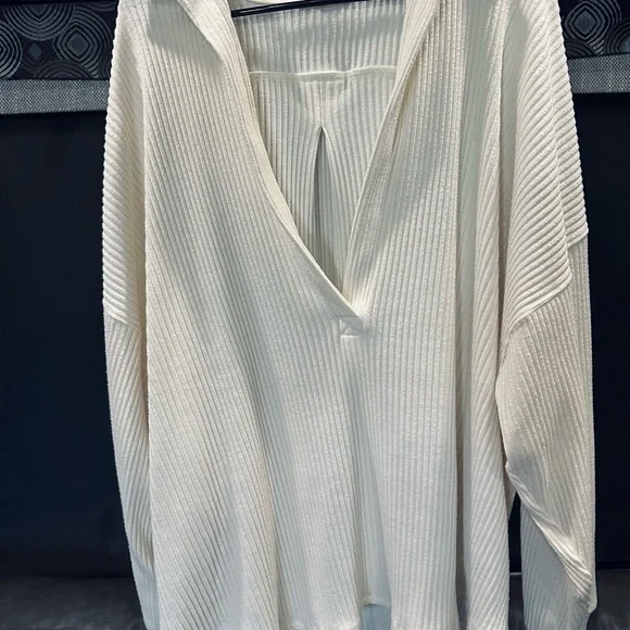 Joah Brown Deep V Pullover - Picture 2 of 4